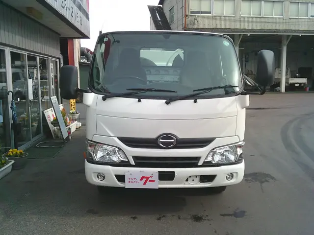 日野 デュトロ TKG-XZU675M(4WD)の写真2