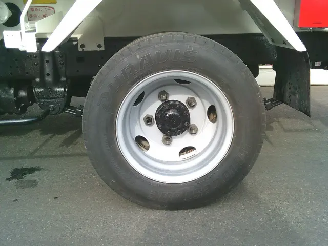 日野 デュトロ TKG-XZU675M(4WD)の写真10