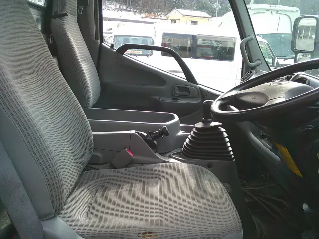 日野 デュトロ TKG-XZU675M(4WD)の写真27