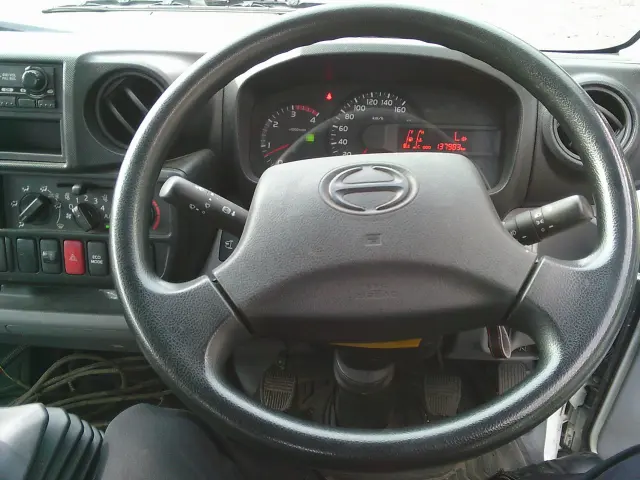 日野 デュトロ TKG-XZU675M(4WD)の写真29