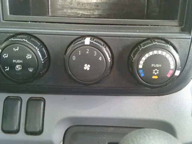 日産 アトラス TPG-FDA2W(4WD)の写真28