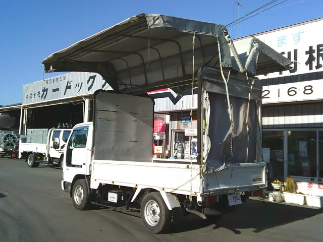 日産 アトラス KR-SR8F23(4WD)の写真6