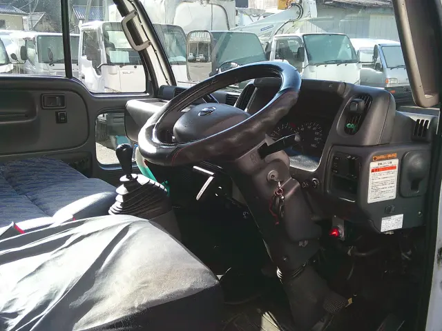 日産 アトラス KR-SR8F23(4WD)の写真20