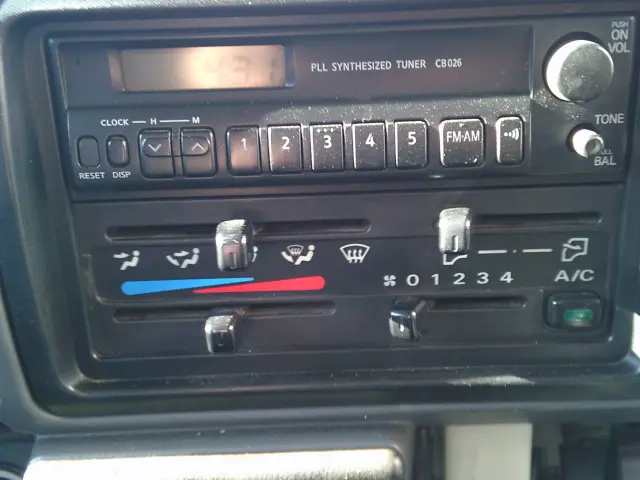 日産 アトラス KR-SR8F23(4WD)の写真30