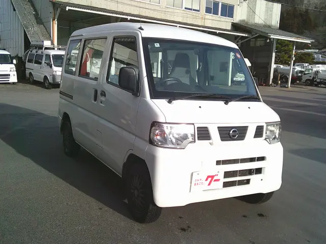 日産 クリッパーバン GBD-U72V(4WD)の写真3