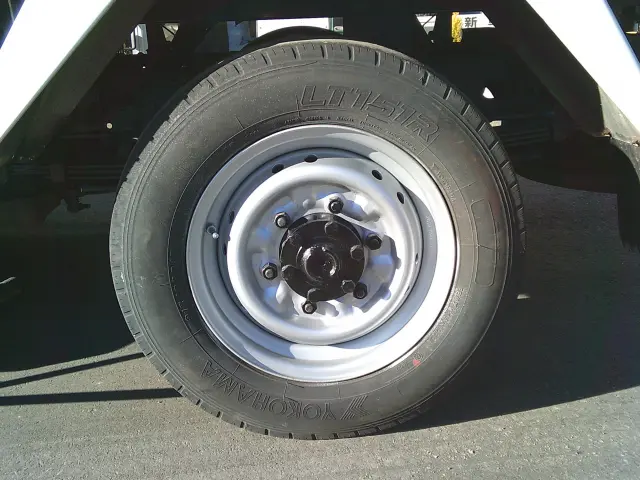 日産 アトラス TKG-SZ5F24(4WD)の写真9