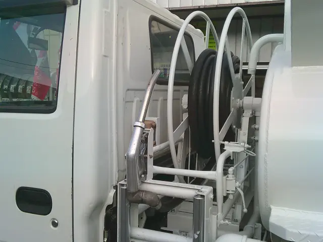 いすゞ エルフ TDG-NKS85AN(4WD)の写真18