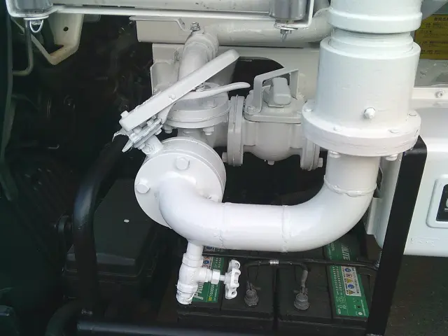 いすゞ エルフ TDG-NKS85AN(4WD)の写真24