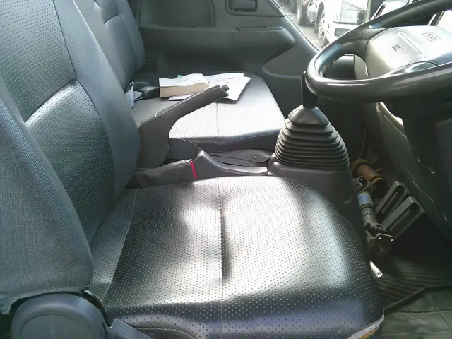 いすゞ エルフ TDG-NKS85AN(4WD)の写真26