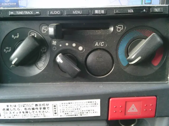 いすゞ エルフ TDG-NKS85AN(4WD)の写真38