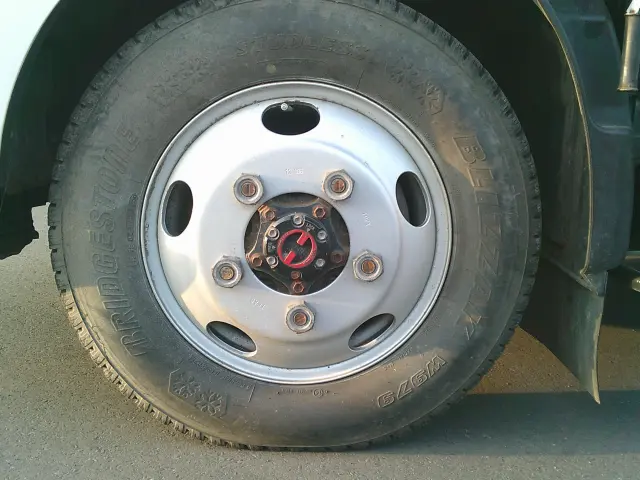 日野 デュトロ PB-XZU368M(4WD)の写真8