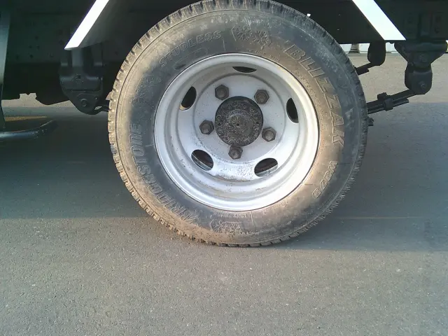 日野 デュトロ PB-XZU368M(4WD)の写真10