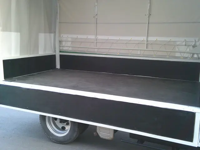 日野 デュトロ PB-XZU368M(4WD)の写真21