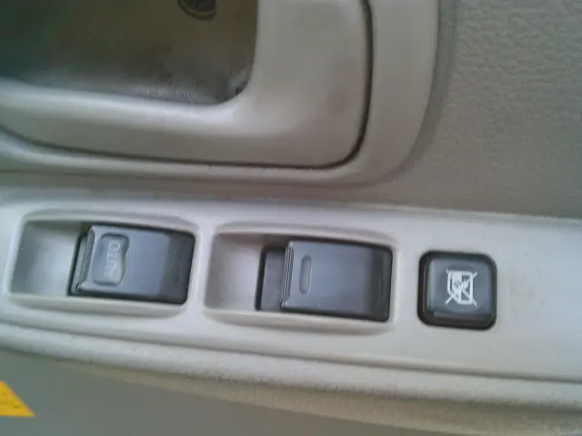 日野 デュトロ PB-XZU368M(4WD)の写真24