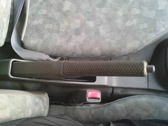 日野 デュトロ PB-XZU368M(4WD)の写真35