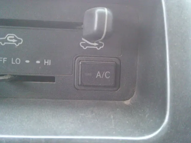 トヨタ トヨエース BDG-XZU378(4WD)の写真31