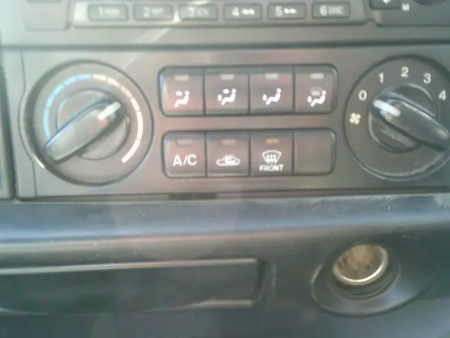 マツダ ボンゴトラック KR-SKF2L(4WD)の写真35