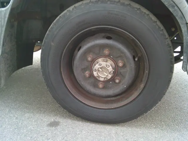 三菱 キャンター KC-FD501B(4WD)の写真14