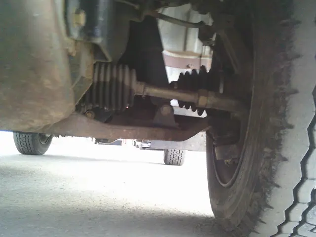 三菱 キャンター KC-FD501B(4WD)の写真16