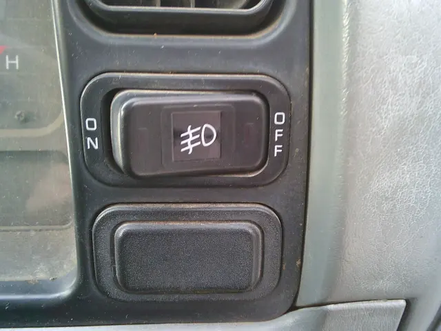 三菱 キャンター KC-FD501B(4WD)の写真25