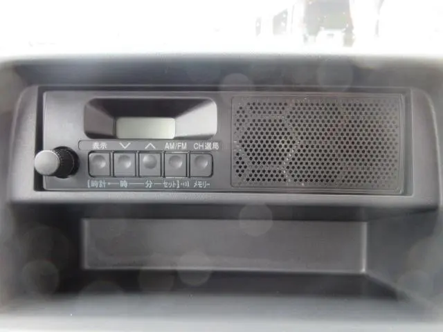 三菱 ミニキャブトラック 3BD-DS16T(4WD)の写真3