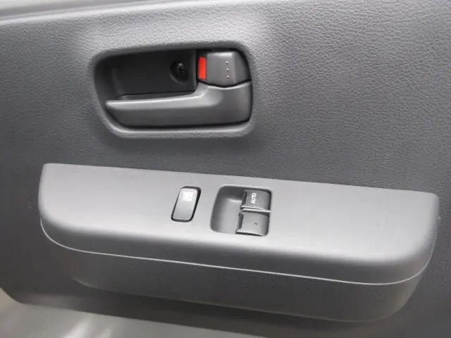 三菱 ミニキャブトラック 3BD-DS16T(4WD)の写真9