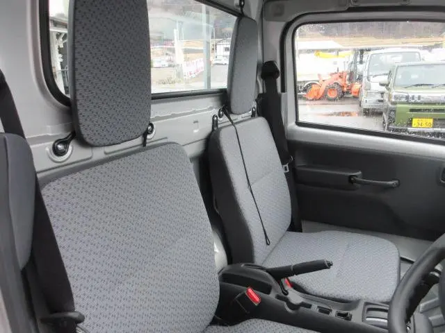 三菱 ミニキャブトラック 3BD-DS16T(4WD)の写真10