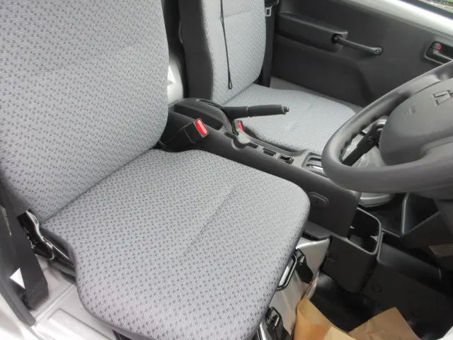 三菱 ミニキャブトラック 3BD-DS16T(4WD)の写真21