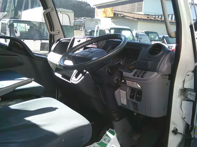 日産 アトラス TPG-FDA2W(4WD)の写真24