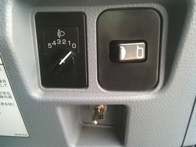 日産 アトラス TPG-FDA2W(4WD)の写真31