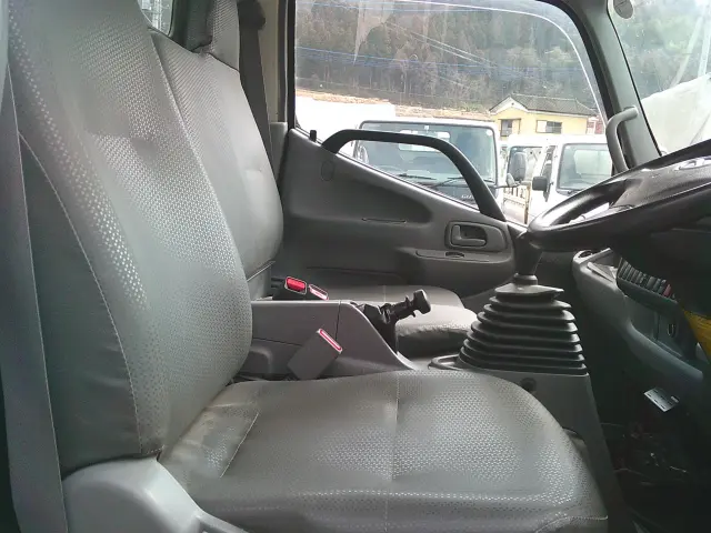 日野 デュトロ TKG-XZU675M(4WD)の写真28