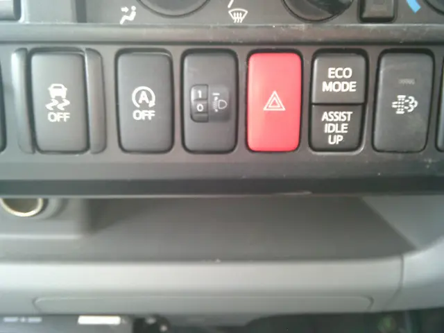 日野 デュトロ TKG-XZU675M(4WD)の写真38