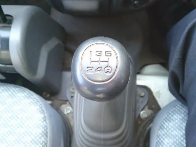 ダイハツ ハイゼットトラック EBD-S211P(4WD)の写真27