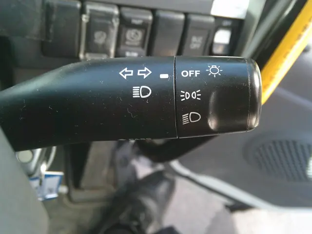 いすゞ エルフ TDG-NKS85AN(4WD)の写真34