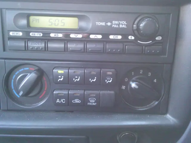 日産 バネットトラック ABF-SKP2LN(4WD)の写真29