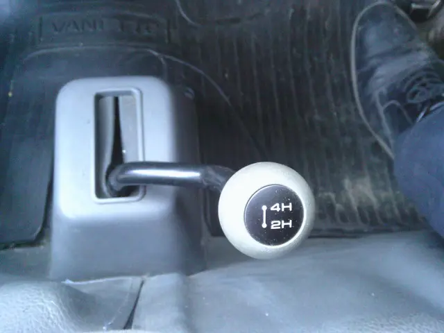 日産 バネットトラック ABF-SKP2LN(4WD)の写真31