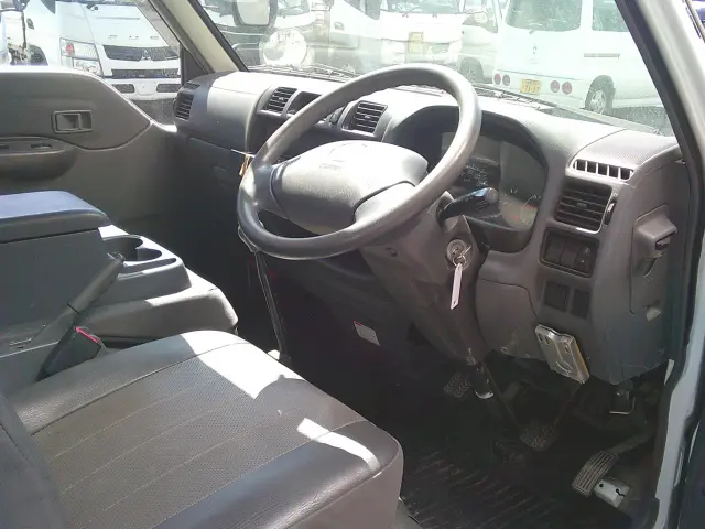 マツダ ボンゴトラック ABF-SKP2Tの写真22