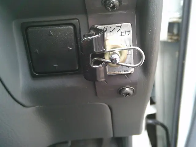 日産 バネットトラック ABF-SKP2LN(4WD)の写真29