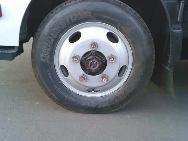 トヨタ ダイナ BDG-XZU378(4WD)の写真8