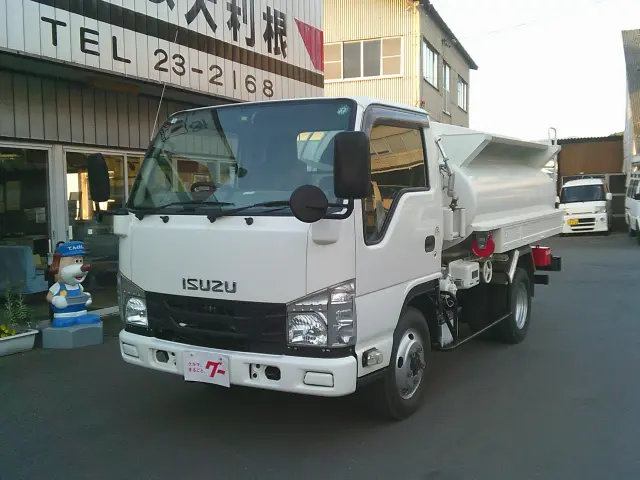 いすゞ エルフ TPG-NKS85AN(4WD)の写真1