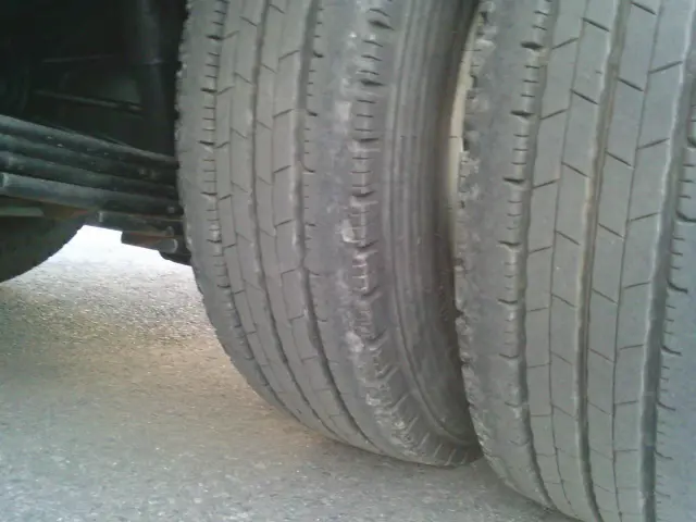 いすゞ エルフ TPG-NKS85AN(4WD)の写真11