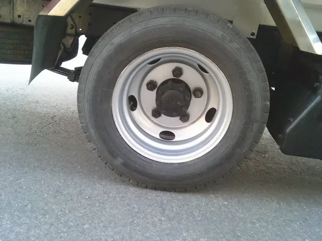 いすゞ エルフ TPG-NKS85AN(4WD)の写真12