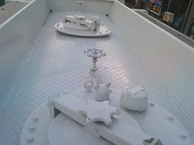 いすゞ エルフ TPG-NKS85AN(4WD)の写真23