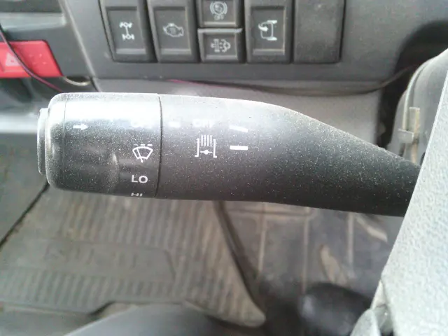 いすゞ エルフ TPG-NKS85AN(4WD)の写真32