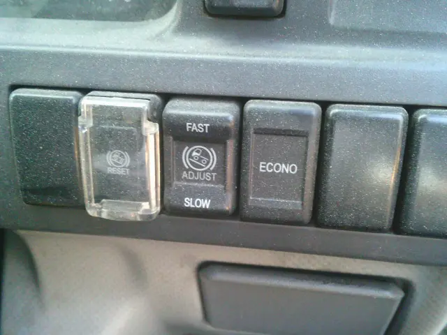 いすゞ エルフ TPG-NKS85AN(4WD)の写真34