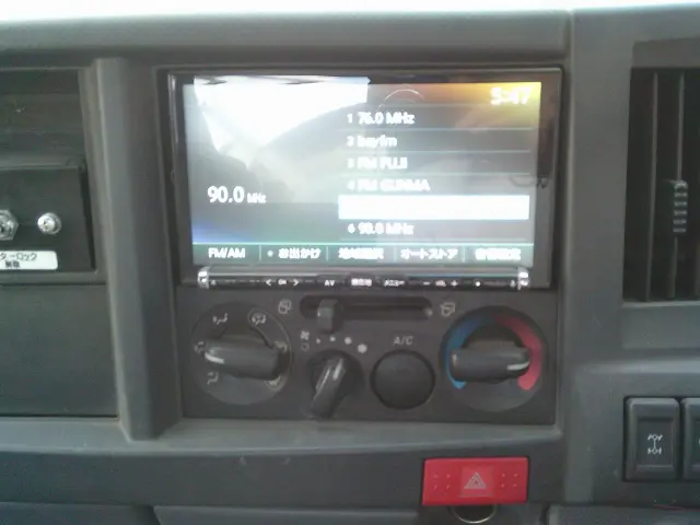 いすゞ エルフ TPG-NKS85AN(4WD)の写真37