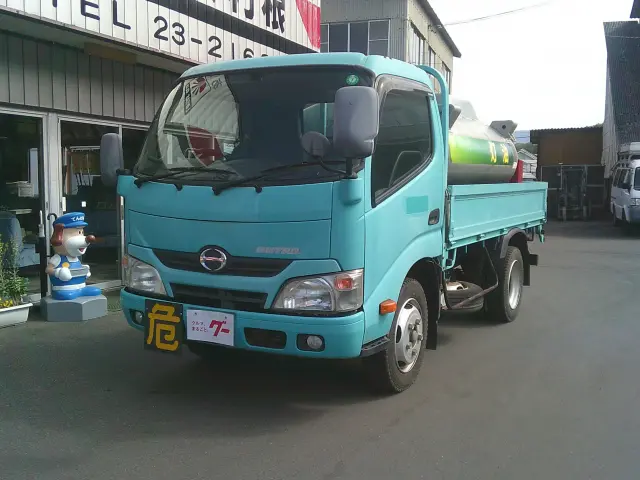日野 デュトロ NBG-BZU600M(2WD)の写真1