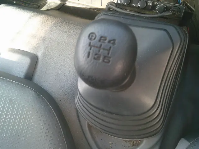 日野 デュトロ NBG-BZU600M(2WD)の写真38