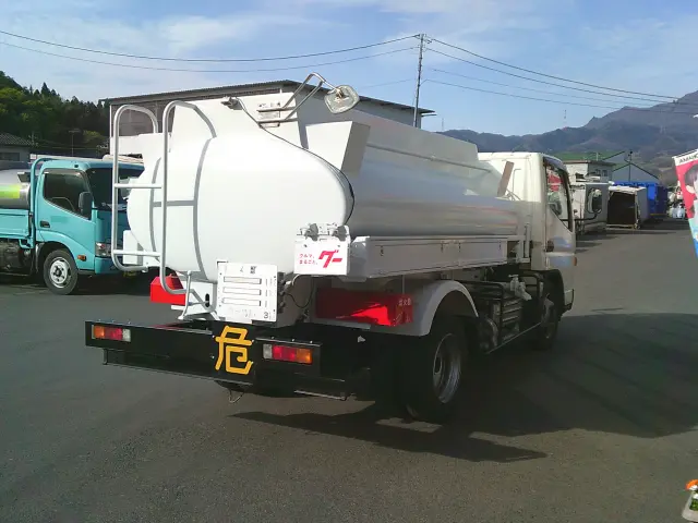 三菱 キャンター TPG-FGA20(4WD)の写真4