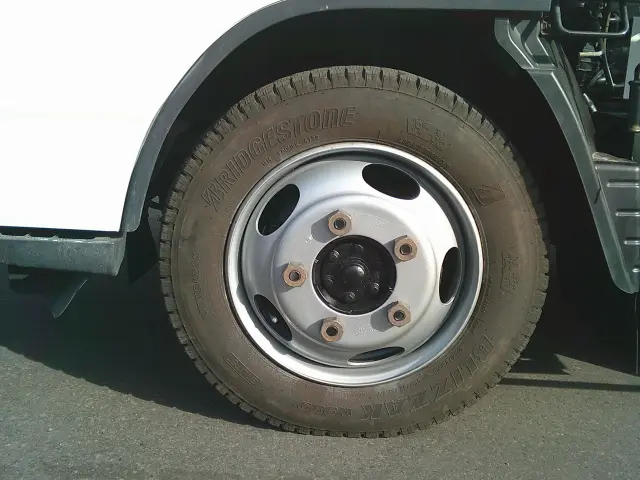 三菱 キャンター TPG-FGA20(4WD)の写真8